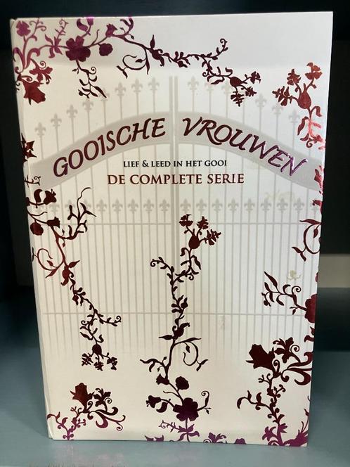 Gooische Vrouwen - De Complete Serie in speciaal boek, Cd's en Dvd's, Dvd's | Tv en Series, Zo goed als nieuw, Komedie, Boxset