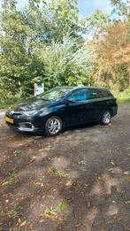 Toyota Auris 1.8 Hybrid Touring Sports CVT 2015 Zwart, 65 €/maand, 28 km/l, Zwart, Origineel Nederlands