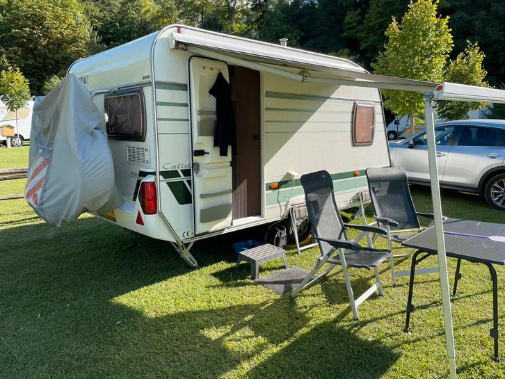 Te koop caravan Chateau Calista 390 CT met mover, Caravans en Kamperen, Caravans, Particulier, tot en met 4, 750 - 1000 kg, Treinzit