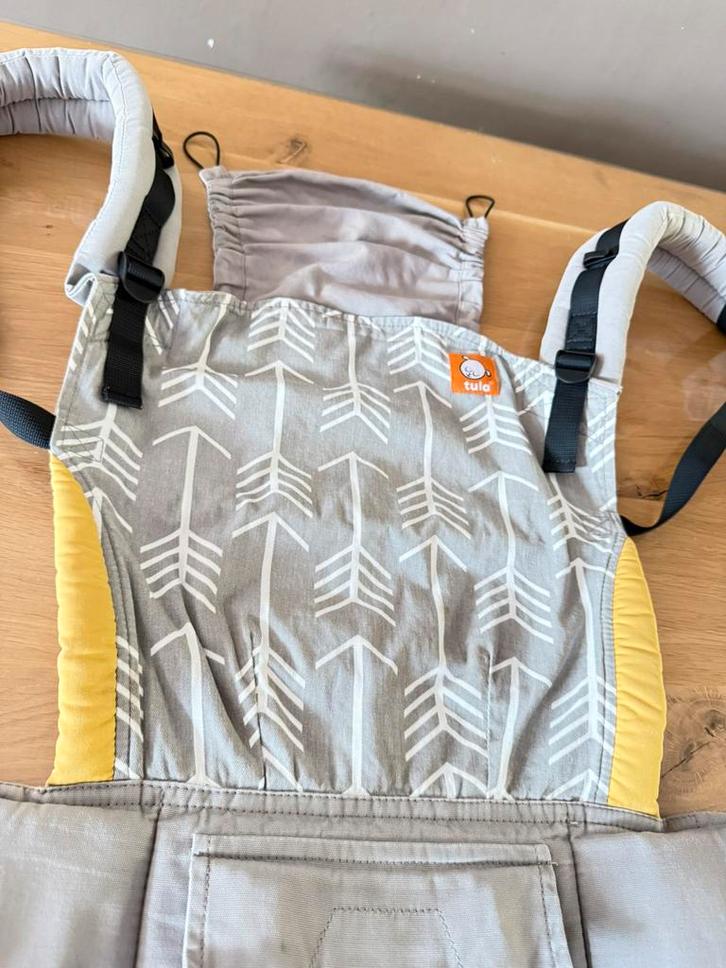 Tula Arrows draagzak., Kinderen en Baby's, Babydragers en Draagdoeken, Zo goed als nieuw, Draagzak, Ophalen