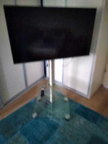 Televisie  beschikbaar voor biedingen