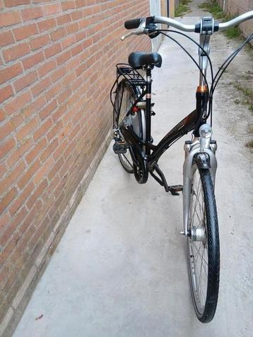 Te Koop. Mooie Batavus Damesfiets  beschikbaar voor biedingen
