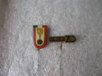 2 Oude VOETBAL speldjes WK MEXICO 1970, Verzamelen, Speldjes, Pins en Buttons, Verzenden, Gebruikt, Sport