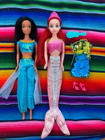 Disney Prinsessen barbies Ariël en Jasmine beschikbaar voor biedingen