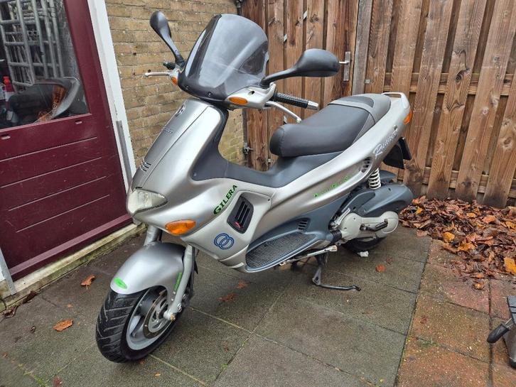Gilera runner 180 fxr, Fietsen en Brommers, Scooters | Piaggio, Gebruikt, Overige modellen, Benzine, Ophalen