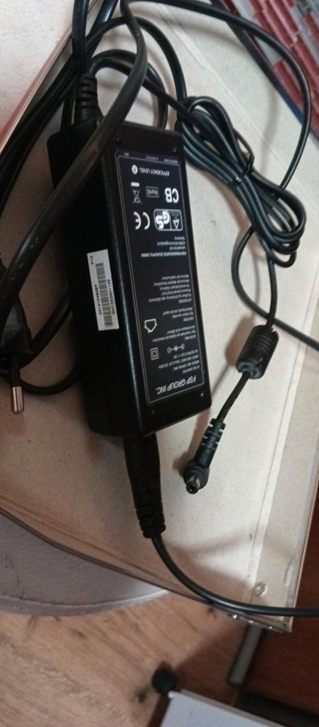 FSP Group AC-DC adapter, modelnummer FSP036-RHC zwart nieuw., Computers en Software, Interne voedingen, Zo goed als nieuw, Ophalen of Verzenden