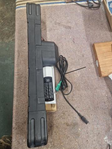 Okin okimat 4 IPS bedmotor met draadloze afstandsbediening  beschikbaar voor biedingen
