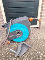 Gardena tuinslang op wandslangbox 15 mtr., Tuin en Terras, Tuinslangen, Ophalen of Verzenden, Zo goed als nieuw, Tuinslang