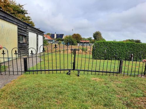 Grote sierlijke ijzeren tuinpoort - poort- hek 2 delen, Tuin en Terras, Tuinhekken en Hekwerk, Gebruikt, Tuinhek, IJzer, Ophalen