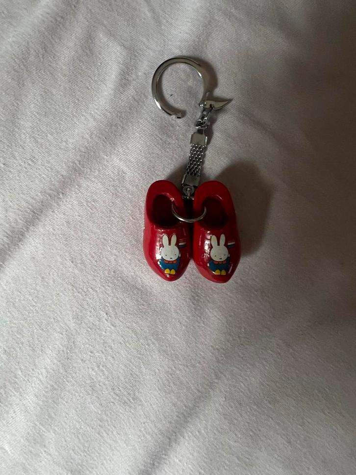 Nijntje Klompjes Sleutelhanger - Nieuw!, Verzamelen, Overige Verzamelen, Nieuw, Ophalen of Verzenden