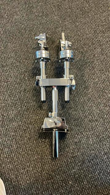 Yamaha Bassdrum tomtom holder met bassdrum bracket. beschikbaar voor biedingen