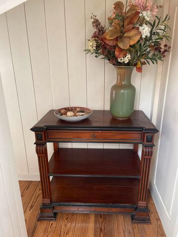 Antieke Biedermeier Sidetable Mahonie beschikbaar voor biedingen