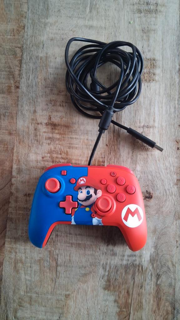 Nintendo Switch Mario Controller - Perfecte Staat!, Spelcomputers en Games, Spelcomputers | Nintendo Consoles | Accessoires, Zo goed als nieuw