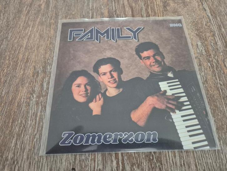 Family - Klazienaveen/ Zomerzon, Cd's en Dvd's, Vinyl | Nederlandstalig, Nieuw in verpakking, Levenslied of Smartlap, Overige formaten
