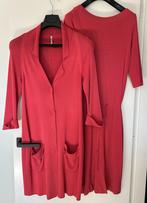 Liviana Conti - Koraal Roze Gebreide Set | Maat 42, Kleding | Dames, Maat 42/44 (L), Ophalen of Verzenden, Knielengte, Roze