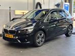 BMW 2-serie Active Tourer 218i Automaat - Full option - Pano, Auto's, 65 €/maand, 136 pk, Gebruikt, Zwart