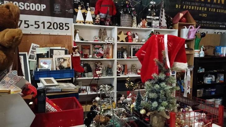 Kerst bij Kringloop Malden – ballen, slingers en sfeer!, Diversen, Kerst, Ophalen