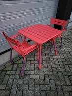 fermob rose praline / plum set tafel 2 armstoelen, Tuin en Terras, Tuinsets en Loungesets, Nieuw, Ophalen