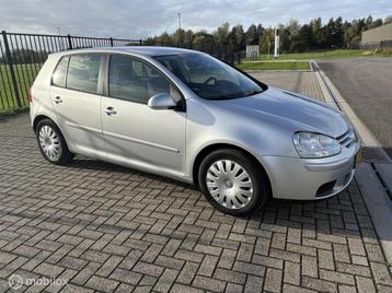 Volkswagen Golf 1.6 FSI Comfortl Business beschikbaar voor biedingen