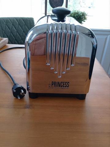 Princess hamburgermaker beschikbaar voor biedingen