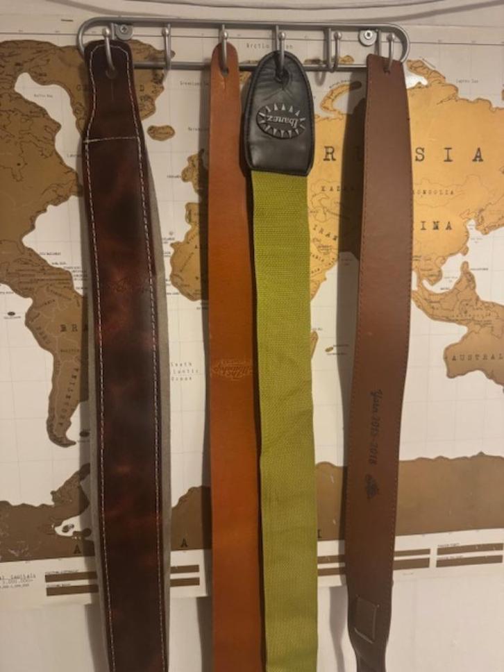 Gitaar straps, Muziek en Instrumenten, Instrumenten | Toebehoren, Zo goed als nieuw, Elektrische gitaar, Ophalen of Verzenden