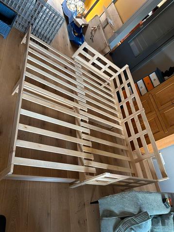 Uitschuifbaar Vurenhouten Bed 2x90x203cm beschikbaar voor biedingen
