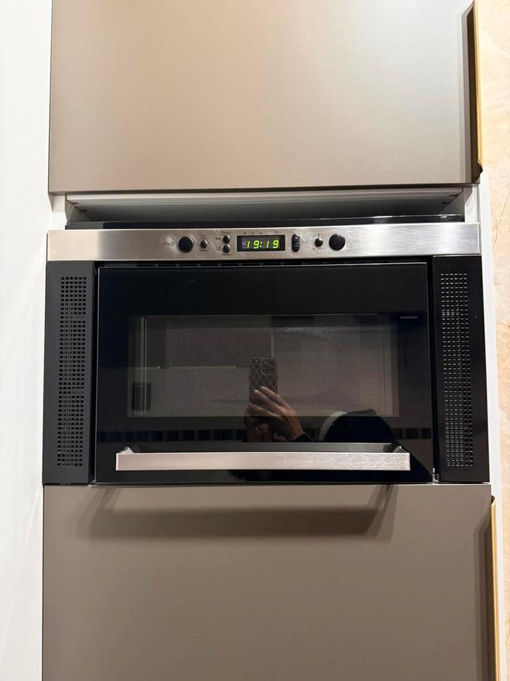 Inbouw Magnetron Ikea, Witgoed en Apparatuur, Magnetrons, Gebruikt, Inbouw, Magnetron, 45 tot 60 cm, Draaiplateau, Ophalen