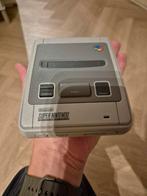 Super Nintendo (SNES) Classic Mini retro, Ophalen of Verzenden, Gebruikt, Met 2 controllers, Met games