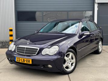 Mercedes-Benz C-klasse 200 K AUT / CRUISE / CLIMA / LEDER /  beschikbaar voor biedingen