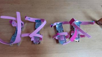 2 Paar Nijdam Glij-ijzers verstelbaar beschikbaar voor biedingen