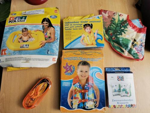 Diverse kinder zwemaccessoires: dunlop zwembril, zwemhulp,.., Kinderen en Baby's, Kinderkleding | Kinder-zwemkleding, Zo goed als nieuw