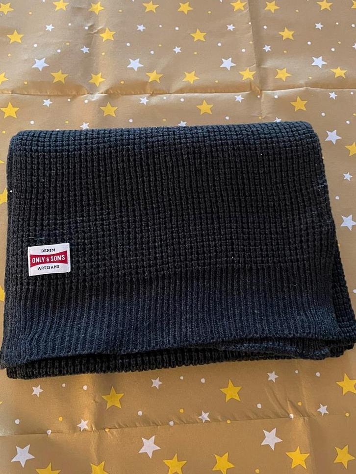 Only & Sons prachtige donkergrijze sjaal, nieuw!, Kleding | Heren, Mutsen, Sjaals en Handschoenen, Nieuw, Sjaal, Overige maten