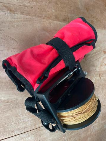 Duikreel Lightmonkey en handschoenen Bare 3 vingers beschikbaar voor biedingen