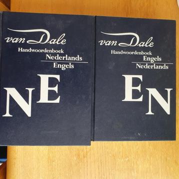 van Dale woordenboeken n/e en e/n beschikbaar voor biedingen