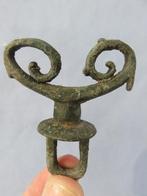 Romeinse rijk - wagen ornament - 1e - 2e eeuw - bodemvondst, Antiek en Kunst, Ophalen of Verzenden, Brons