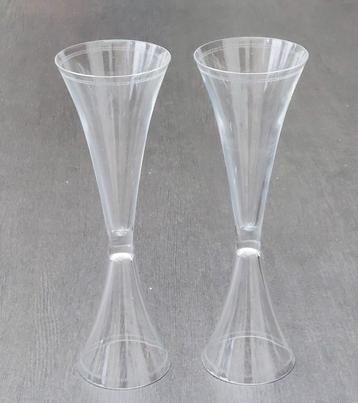 Kristallen champagneglazen van Menu (231127) beschikbaar voor biedingen