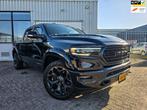 Dodge Ram 1500 5.7 V8 4x4 Limited Night Widebody Lucht. Pano, Auto's, Automaat, Gebruikt, 5654 cc, Zwart