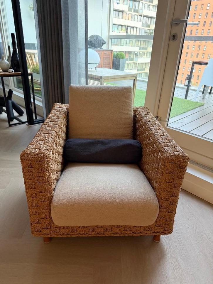 Mooie design fauteuil van Ligne Roset – Wicky, Huis en Inrichting, Fauteuils, Zo goed als nieuw, Riet of Rotan, 75 tot 100 cm