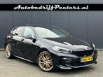 Bmw 1-SERIE 120i M Sport Shadow LED Navi Live Cockpit Sfeerl, Auto's, BMW, 1998 cc, Gebruikt, Zwart, Leder