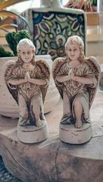 Biscuit porseleinen knielende engeltjes, antiek, Verzenden