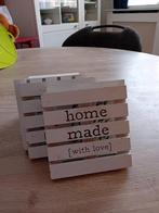 Houten Onderzetters - Home Made with Love, Huis en Inrichting, Ophalen of Verzenden, Gebruikt, Glas of Kopje