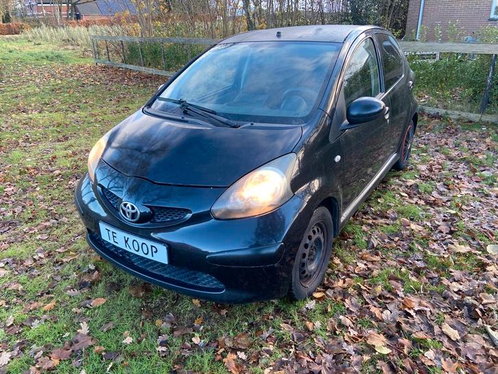 Toyota Aygo 1.0 12V Vvt-i 5DRS 2007 Zwart, Auto's, Toyota, Particulier, Aygo, Android Auto, Apple Carplay, Bluetooth, Boordcomputer