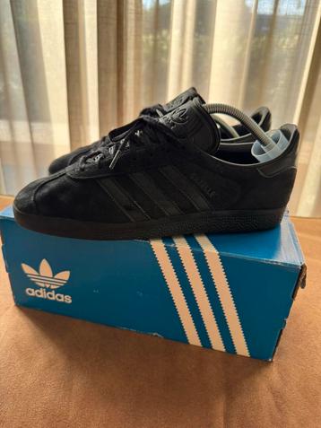 Mooie originele casual Adidas Gazelle Originals sneakers 43 beschikbaar voor biedingen