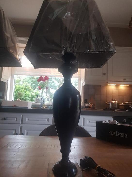 Twee Mooie Lampenstandaards met Lampenkappen, Antiek en Kunst, Antiek | Lampen, Ophalen