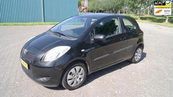 Toyota Yaris 1.3 VVTi Sol NAP/trekhaak beschikbaar voor biedingen