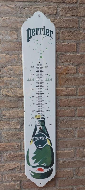 Emaillebord Perrier Sorev Paris beschikbaar voor biedingen