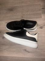 Alexander MCqueen Gloednieuw, Alexander McQueen, Zwart, Ophalen of Verzenden, Sneakers of Gympen