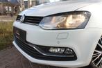 Volkswagen polo 1.0 Allstar Pano/Cruise/Climate/Velgen, Auto's, Volkswagen, Voorwielaandrijving, Zwart, 60 pk, Wit