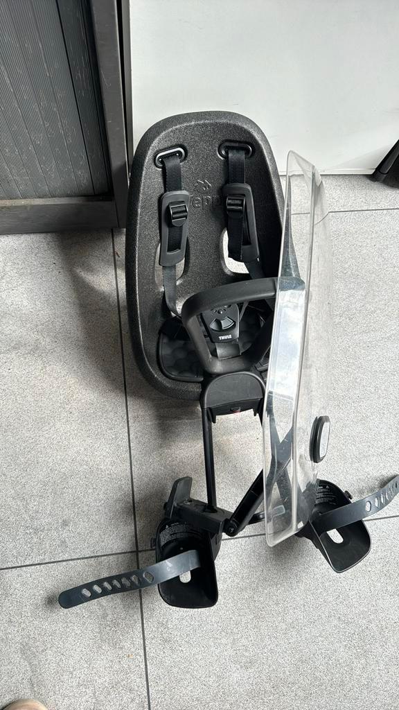 Kinderfietszitje Voor - Yepp Mini, Fietsen en Brommers, Fietsaccessoires | Fietsstoeltjes, Gebruikt, Voorzitje, 9 t/m 18 kg, Voetsteuntjes