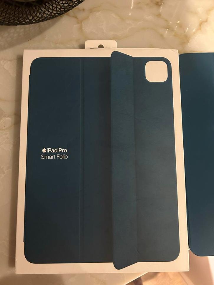 Apple iPad Pro 11 inch Smart Folio Cover - Nieuw, Computers en Software, Tablet-hoezen, Nieuw, 11 inch, Ophalen of Verzenden